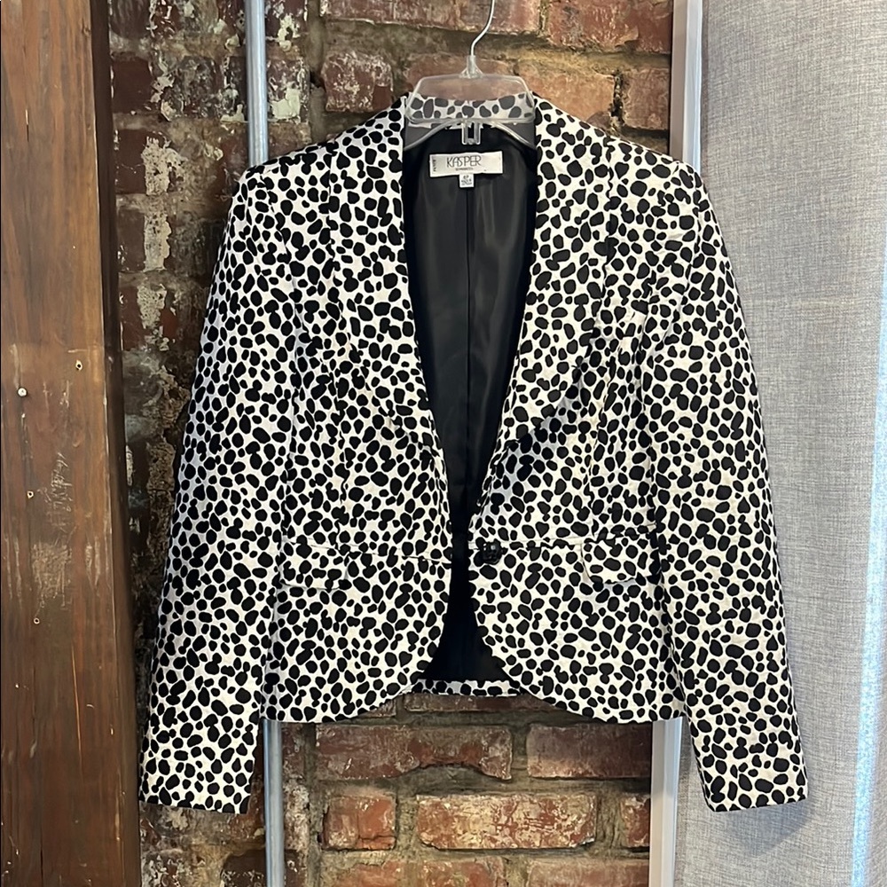 Kasper Black and White Patterned Jacket